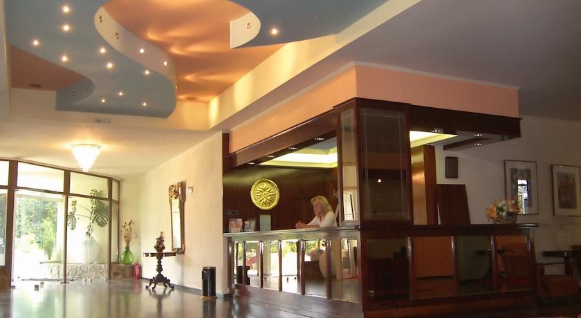 פראמה Alexandros Hotel מראה חיצוני תמונה